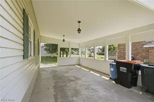 79 W 5th St, Frazeysburg, OH 43822 - Photo 26