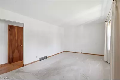 79 W 5th Street, Frazeysburg, OH 43822 - Photo 4