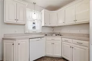 79 W 5th St, Frazeysburg, OH 43822 - Photo 10