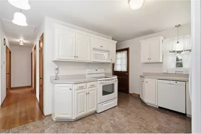 79 W 5th Street, Frazeysburg, OH 43822 - Photo 8
