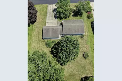 2933 Coventry Boulevard NE, Canton, OH 44705 - Photo 38