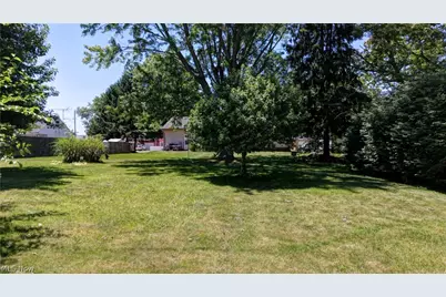 2933 Coventry Boulevard NE, Canton, OH 44705 - Photo 36