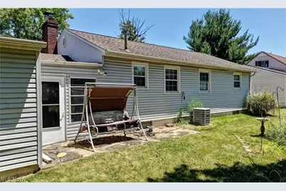2933 Coventry Boulevard NE, Canton, OH 44705 - Photo 8