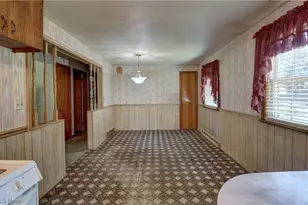 2933 Coventry Blvd NE, Canton, OH 44705 - Photo 14