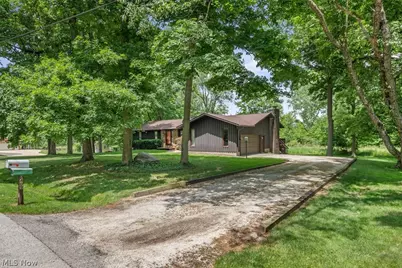409 Whittlesey Drive, Tallmadge, OH 44278 - Photo 10