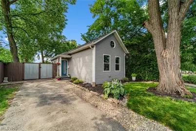 1615 Auburn Avenue, Loveland, OH 44113 - Photo 1