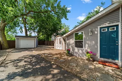 1615 Auburn Avenue, Loveland, OH 44113 - Photo 2