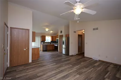 47095 Timber Run Street, New Waterford, OH 44445 - Photo 12
