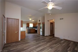 47095 Timber Run St, New Waterford, OH 44445 - Photo 12