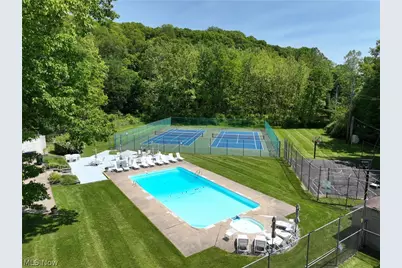 1756 Deepwood Drive, Akron, OH 44313 - Photo 48