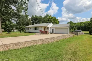 5854 Horning Rd, Kent, OH 44240 - Photo 6