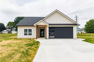 589 S 12th St, Coshocton, OH 43812 - Photo 30