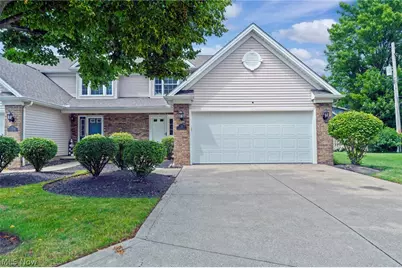 35 Sunset Cove Circle, Eastlake, OH 44095 - Photo 1