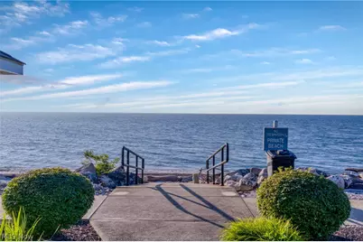 35 Sunset Cove Circle, Eastlake, OH 44095 - Photo 38