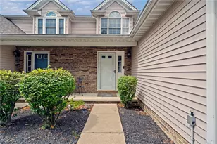 35 Sunset Cove Cir, Eastlake, OH 44095 - Photo 44