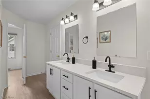 35 Sunset Cove Cir, Eastlake, OH 44095 - Photo 28