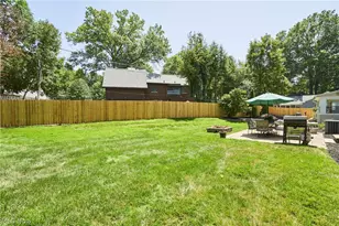 251 Schocalog Rd, Akron, OH 44313 - Photo 22