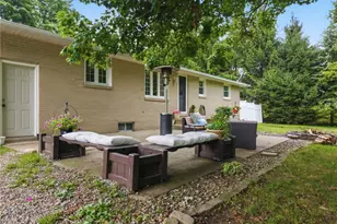 5147 Broadway Ave NE, Louisville, OH 44641 - Photo 6