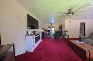 112 Berry Ln, Marietta, OH 45750 - Photo 6