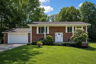 112 Berry Ln, Marietta, OH 45750 - Photo 1