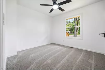 2195 Yorktown Street NW, Uniontown, OH 44685 - Photo 24