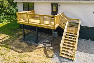 2195 Yorktown St NW, Uniontown, OH 44685 - Photo 32