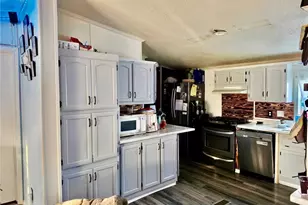 6390 Linda Ln, Ravenna, OH 44266 - Photo 4