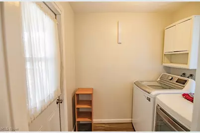 700 Victoria Avenue, Williamstown, WV 26187 - Photo 24