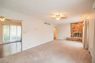 700 Victoria Ave, Williamstown, WV 26187 - Photo 20