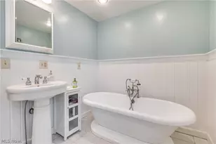 5560 East Blvd NW, Canton, OH 44718 - Photo 22