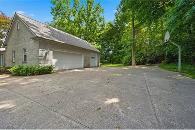 1524 Whittier Street NE, Canton, OH 44721 - Photo 4