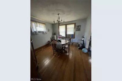 635 Wertz Avenue SW, Canton, OH 44710 - Photo 4