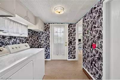 5547 West Boulevard NW, Canton, OH 44718 - Photo 12