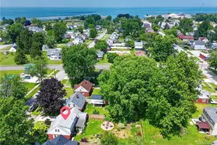 880 Sandusky St, Conneaut, OH 44030 - Photo 2