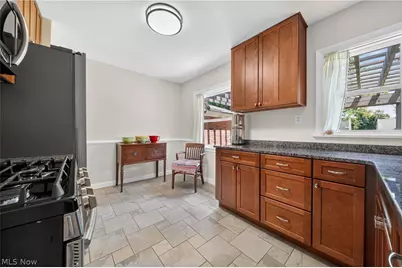 880 Sandusky Street, Conneaut, OH 44030 - Photo 8