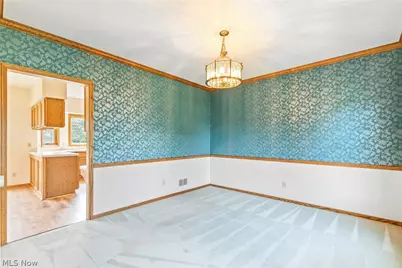 906 Southmoor Circle NE, Canton, OH 44721 - Photo 28