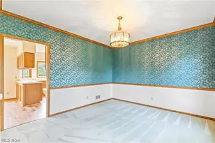906 Southmoor Cir NE, Canton, OH 44721 - Photo 28