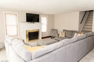 7059 Hopkins Rd, Mentor, OH 44060 - Photo 2