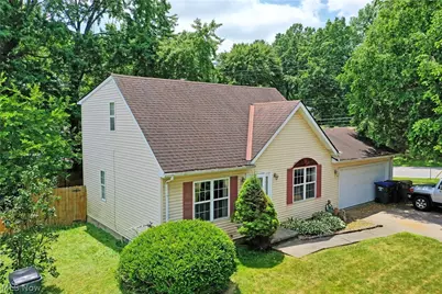 906 Elizabeth Court, Cuyahoga Falls, OH 44221 - Photo 4