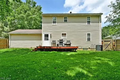 906 Elizabeth Court, Cuyahoga Falls, OH 44221 - Photo 8