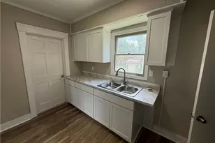 257 Arch St, Akron, OH 44304 - Photo 4