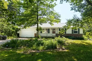 8061 Yoder Rd, Seville, OH 44273 - Photo 2