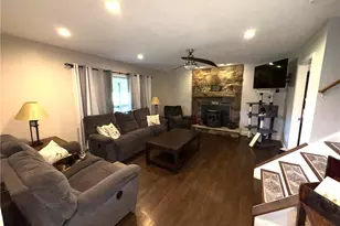 12096 Baumhart Rd, Amherst, OH 44001 - Photo 22