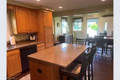 12096 Baumhart Road, Amherst, OH 44001 - Photo 22