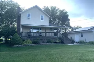 12096 Baumhart Rd, Amherst, OH 44001 - Photo 2