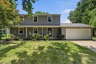187 Fox Run Dr, Munroe Falls, OH 44262 - Photo 1