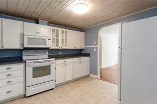 1751 Blaine Ave, Cambridge, OH 43725 - Photo 14