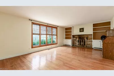 1751 Blaine Avenue, Cambridge, OH 43725 - Photo 4