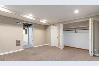 1751 Blaine Avenue, Cambridge, OH 43725 - Photo 24