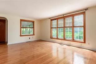 1751 Blaine Ave, Cambridge, OH 43725 - Photo 4